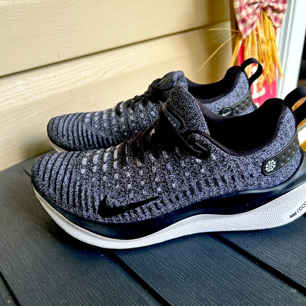 Nike Black and Gray Flyknit Athletic Shoes